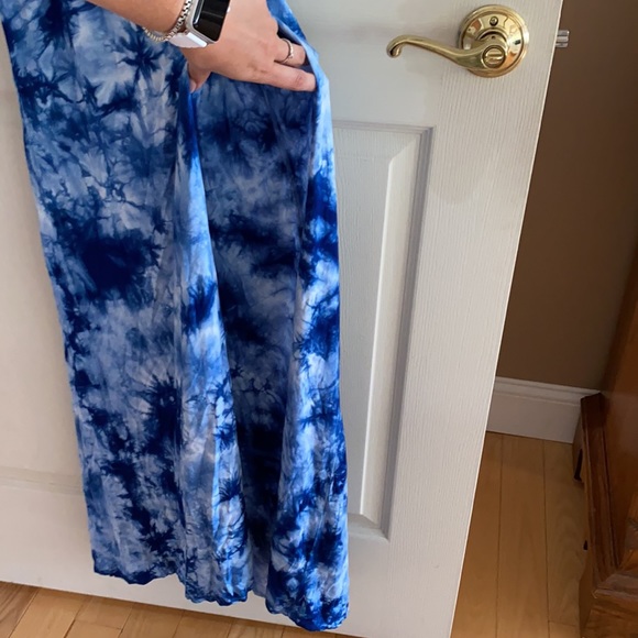 Kittenish Blue TieDye Maxi Dress - Picture 3 of 3
